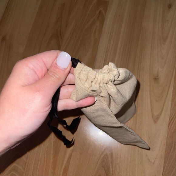 Brown and Black Small Gucci Dustbag Brown and Black Small Gucci Dustbag - Picture 6 of 8